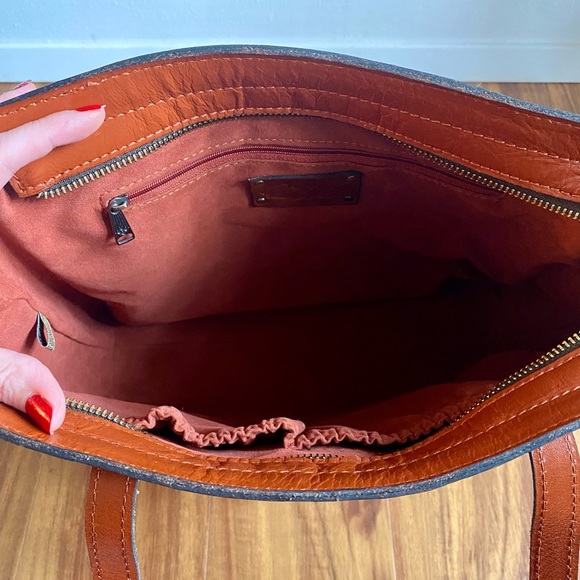 Patricia Nash Tooled Leather bag - Picture 9 of 15